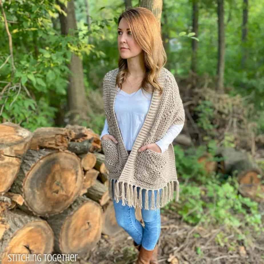 Scarf with Pockets Crochet Pattern Roundup - FREE Patterns!