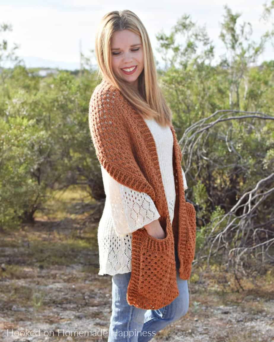 Scarf with Pockets Crochet Pattern Roundup - FREE Patterns!